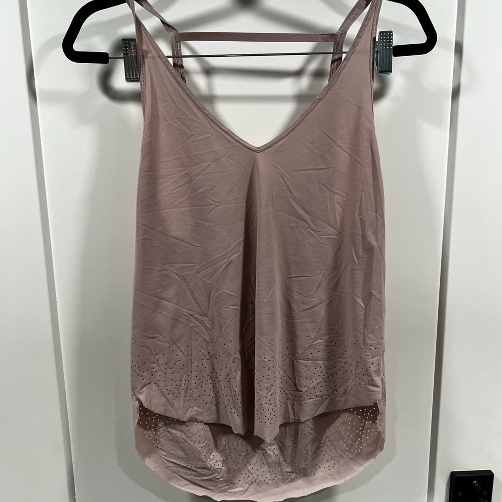 Gray lululemon tank top.